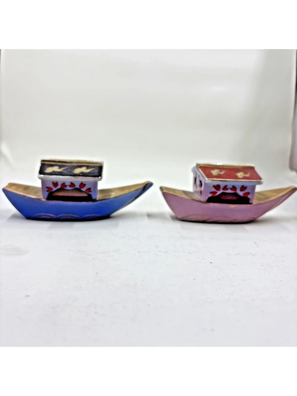 RARE Vintage Napco Sampan Chinese Boat Cork Bottom Salt and Pepper Shakers Set